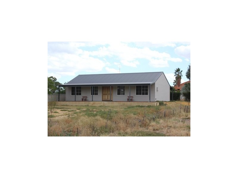 Lot 101, 43 Bartram Street, Beverley WA 6304