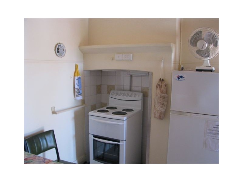 8 Bedford Street, Kellerberrin WA 6410