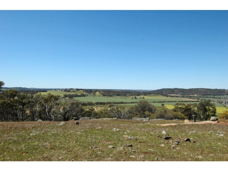 101 WESTDALE RD, Beverley WA 6304