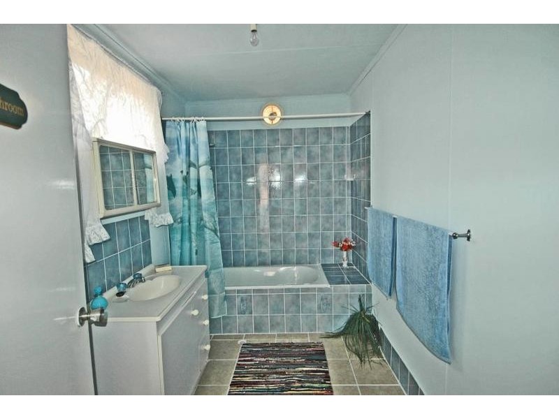 24 Railway Street, Beverley WA 6304