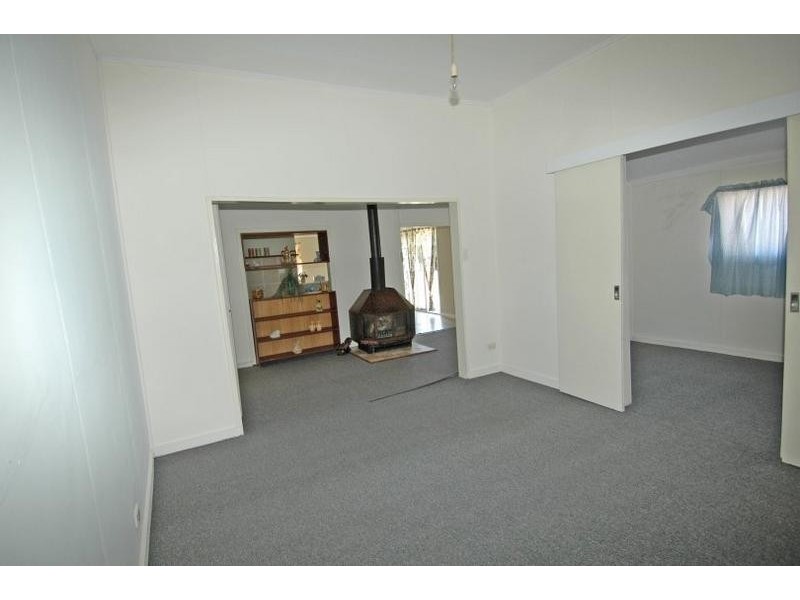 24 Railway Street, Beverley WA 6304