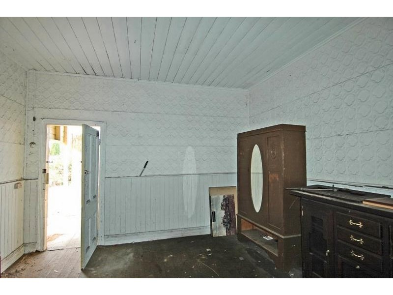 24 Railway Street, Beverley WA 6304