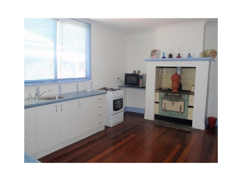 67 James Street, Kellerberrin WA 6410