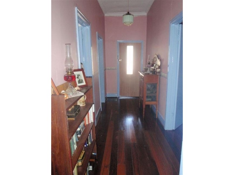 67 James Street, Kellerberrin WA 6410