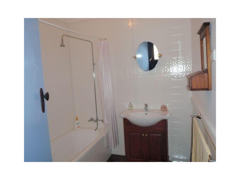 67 James Street, Kellerberrin WA 6410