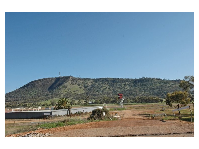 Location 2 Mt Bakewell, York WA 6302