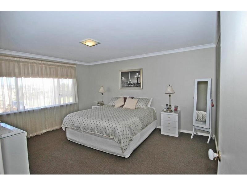 51 Herbert Road, York WA 6302