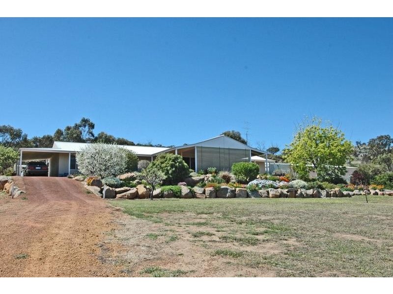 51 Herbert Road, York WA 6302