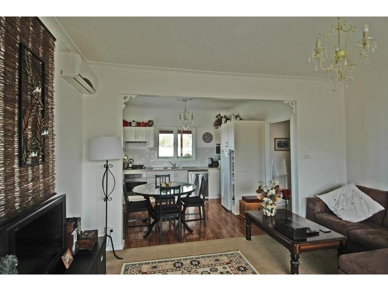 4 Charlton Road, Quairading WA 6383