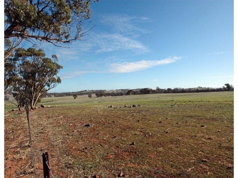 Lot 4464, 181 MANDIAKON, Beverley WA 6304