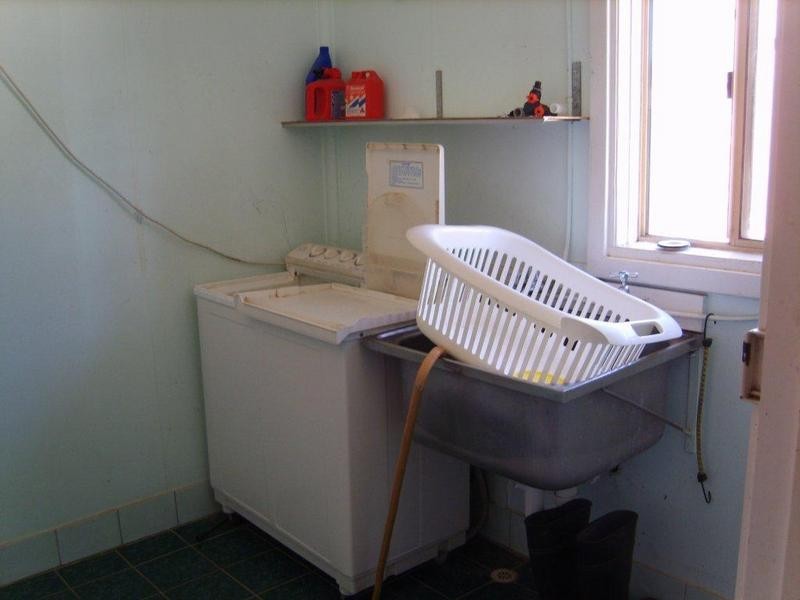 65 Endersbee St, Merredin WA 6415