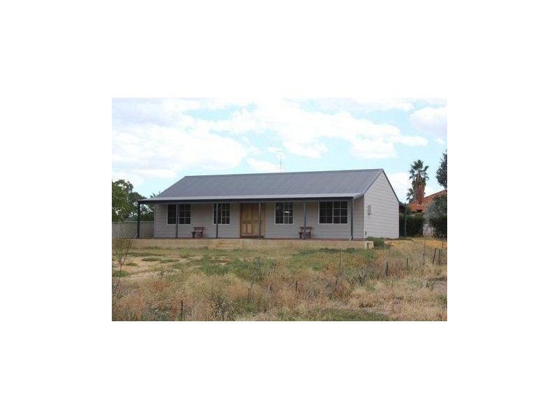 Lot 101, 43 Bartram Street, Beverley WA 6304