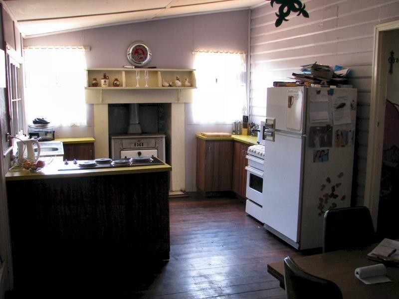 31 Moore Street, Kellerberrin WA 6410