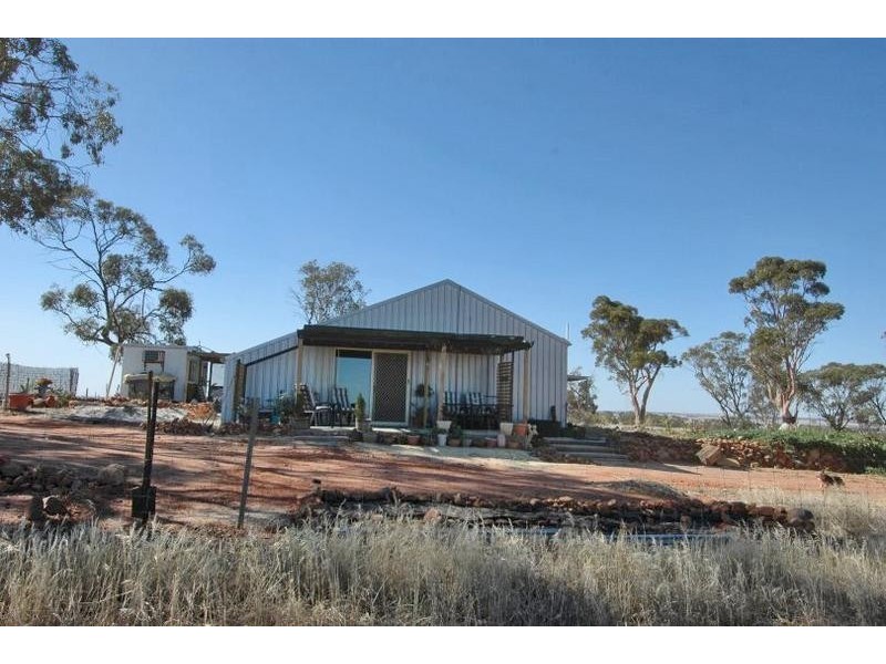 361 PARKER RD, Northam WA 6401