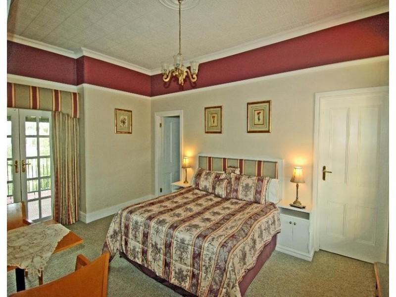 87 Avon Terrace, York WA 6302