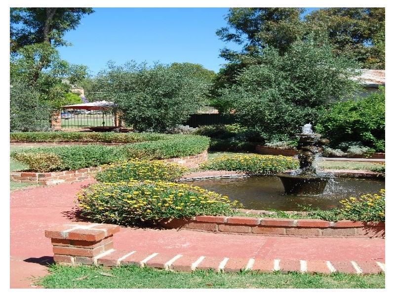 87 Avon Terrace, York WA 6302