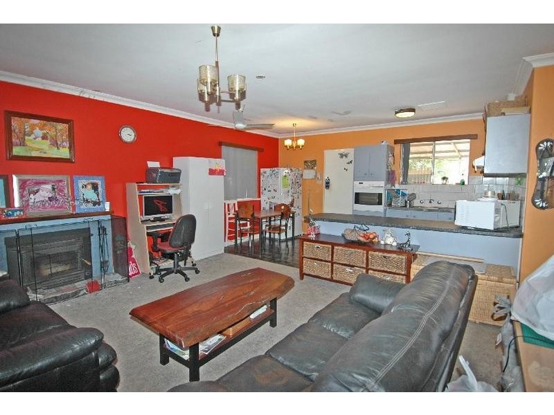 40 Raglan, Pingelly WA 6308