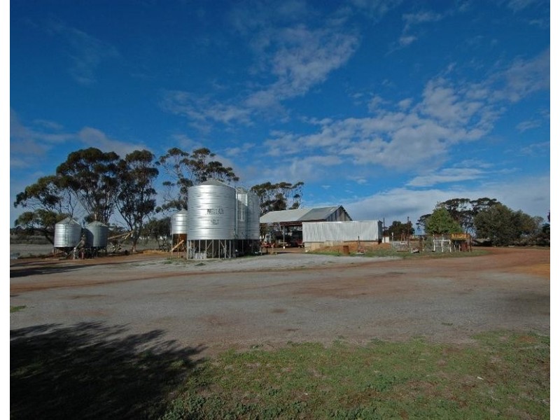 129 BALKULING NORTH ROAD, Quairading WA 6383