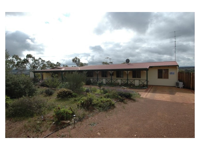 165 Attfield Road, York WA 6302