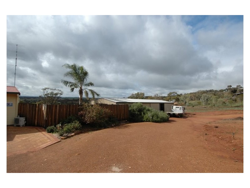 165 Attfield Road, York WA 6302