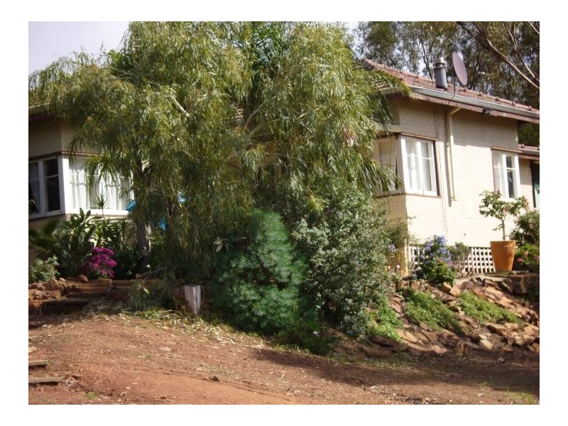 125 Attfield Road, York WA 6302