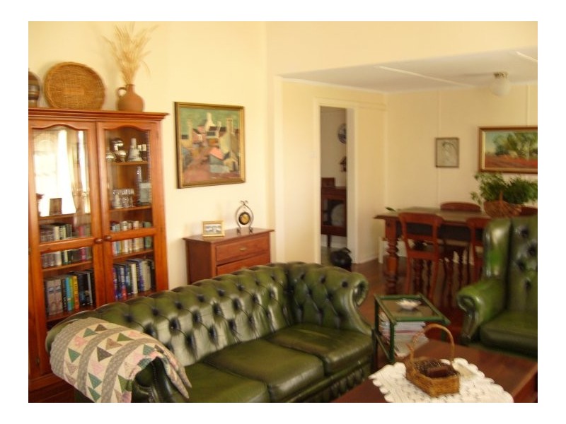 125 Attfield Road, York WA 6302