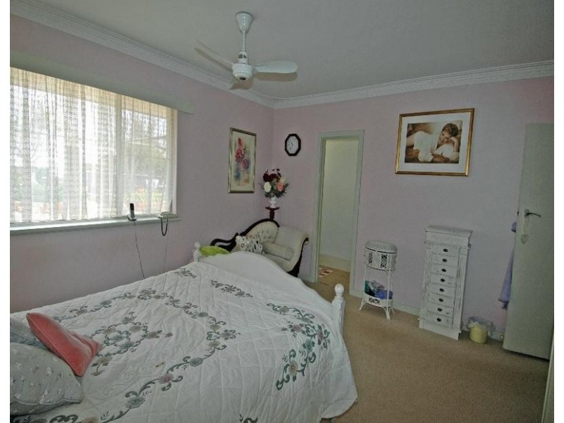 97 McLennan, Quairading WA 6383