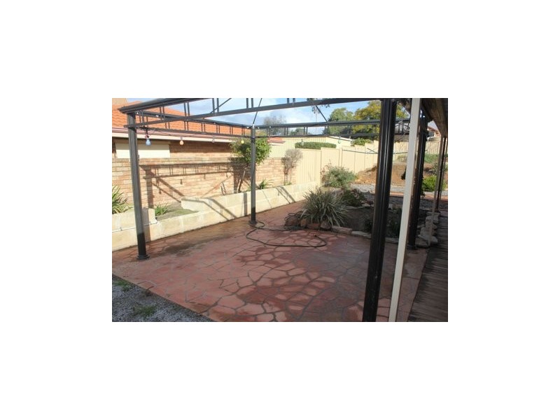 9 Maud Street, York WA 6302