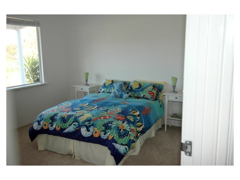 8 Tenth Road, York WA 6302