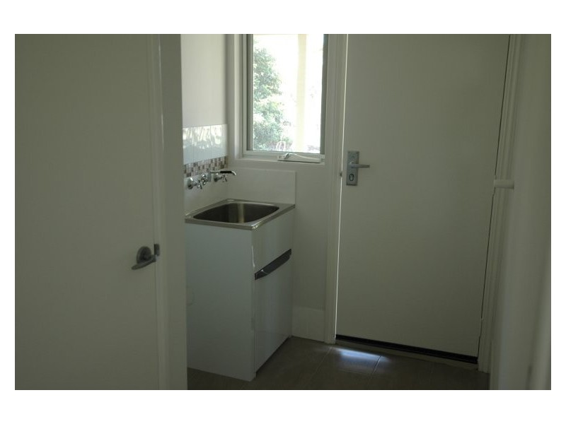 2 Eighth Road, York WA 6302