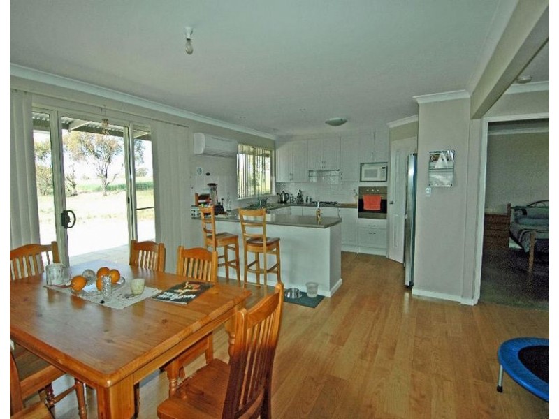 165 Peacock Road, Northam WA 6401