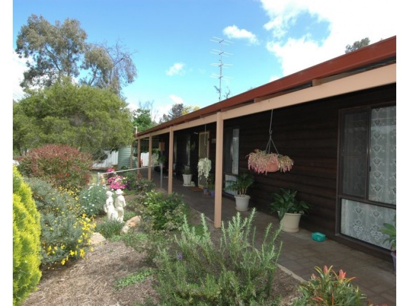 6 Little Street, York WA 6302