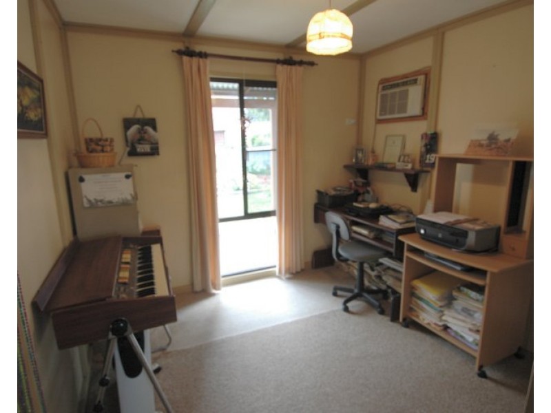 6 Little Street, York WA 6302