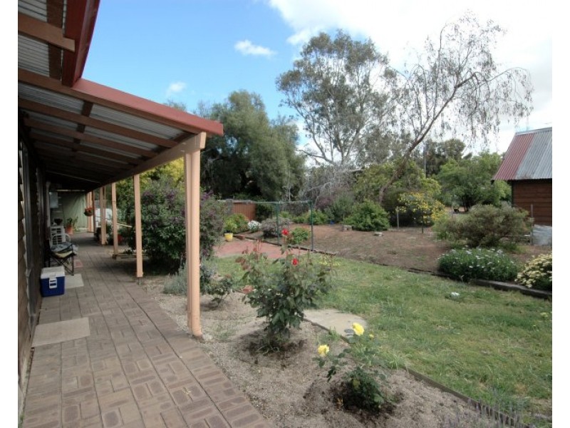 6 Little Street, York WA 6302