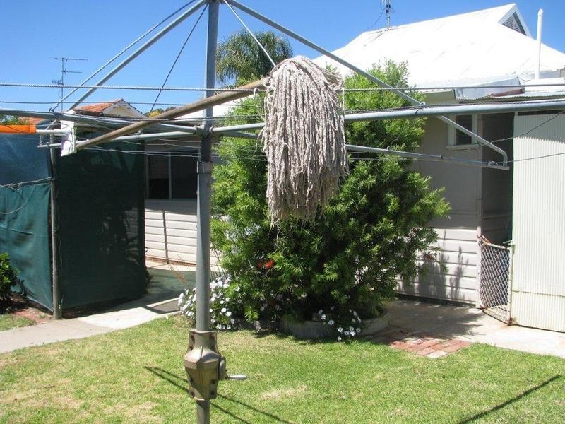3 James Street, Kellerberrin WA 6410