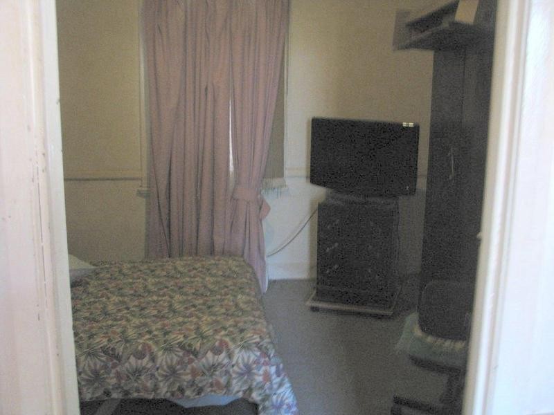 77 Hammond Street, Kellerberrin WA 6410