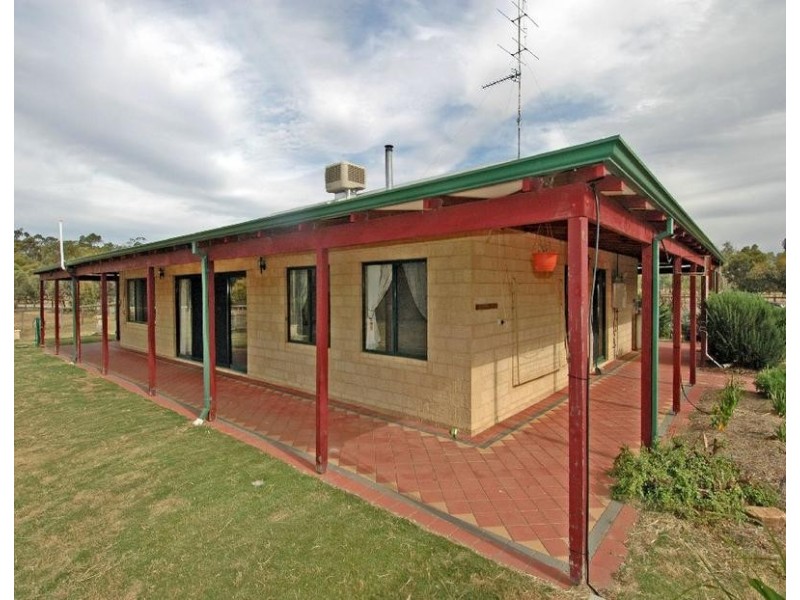 2191 TOP BEVERLEY, York WA 6302