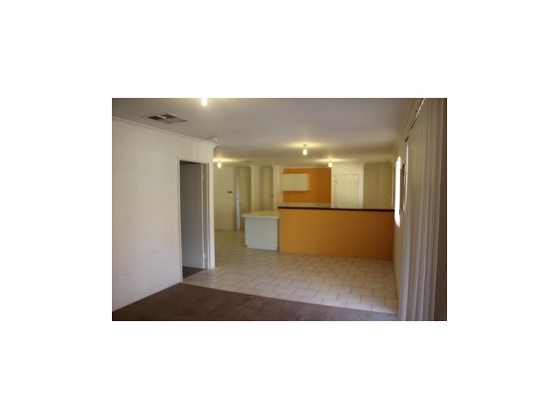 9 Maud Street, York WA 6302