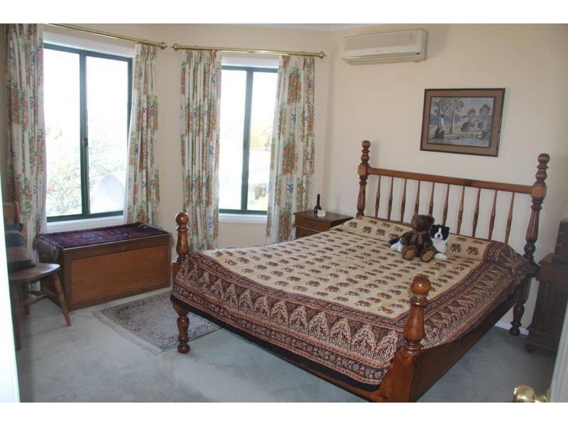 344 Badgin Road, Greenhills WA 6302