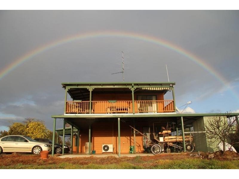 344 Badgin Road, Greenhills WA 6302