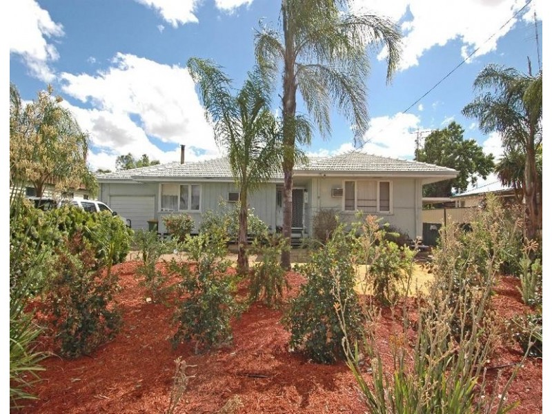 60 Williams St, Brookton WA 6306