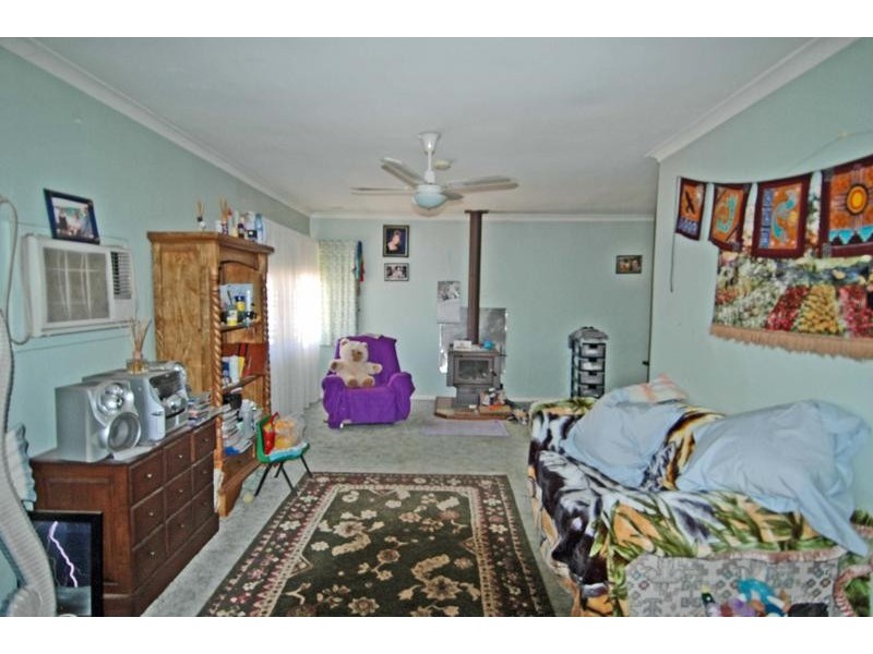 60 Williams St, Brookton WA 6306