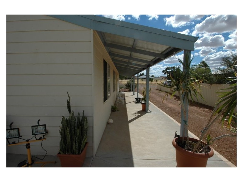 19 Railway Street, Beverley WA 6304