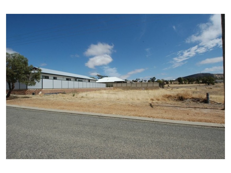 40 Brunswick Road, York WA 6302
