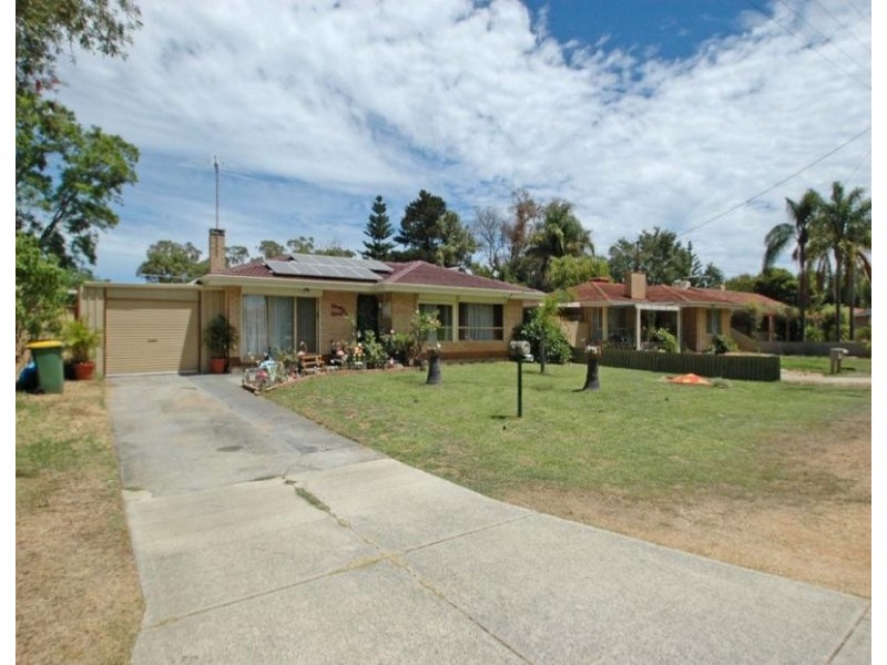 37 RHODES CR, Calista WA 6167
