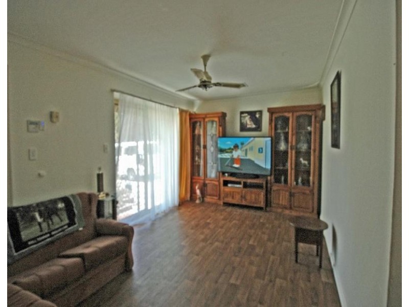 37 RHODES CR, Calista WA 6167