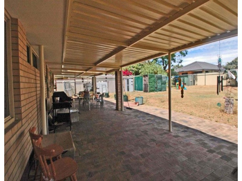 37 RHODES CR, Calista WA 6167