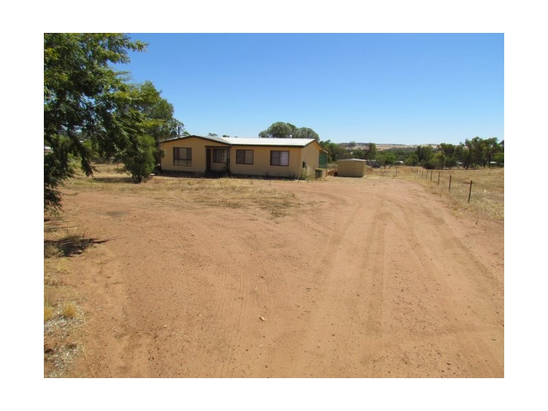 11 Northam-York Rd, York WA 6302