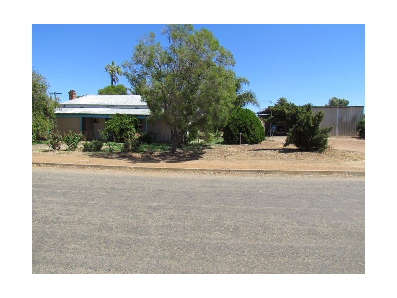 17 George Street, York WA 6302