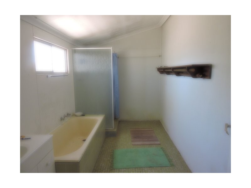 17 George Street, York WA 6302